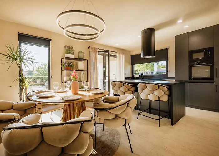 Sofija Tar Вилла Тар